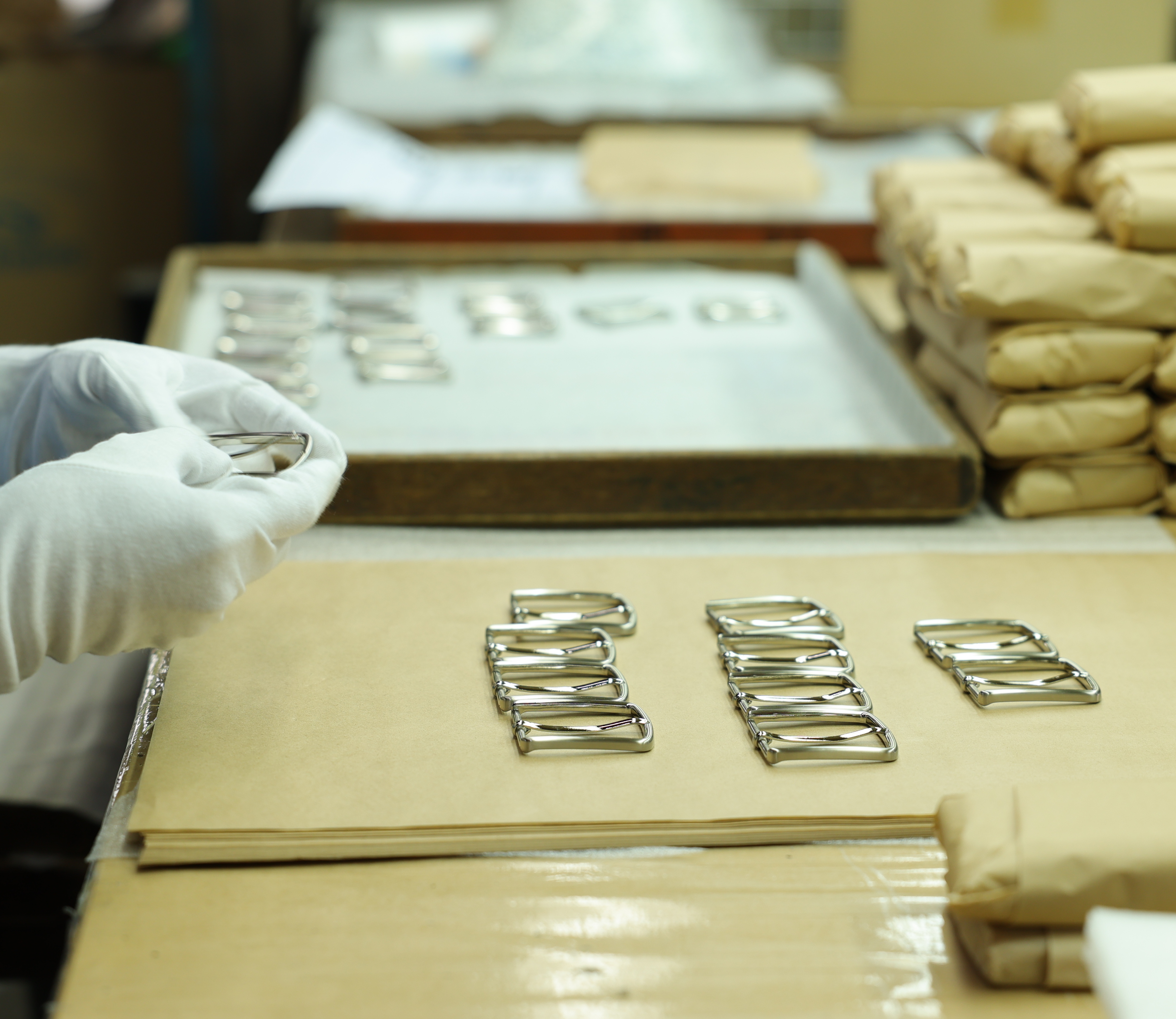 EPremium Belt Buckle Packaging & 40-Year Quality Inspection Standards