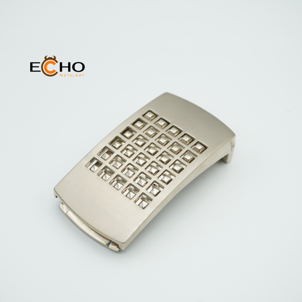 Innovative 35MM Clip-On Belt Buckle with Raised Square Design – Modern & Stylish