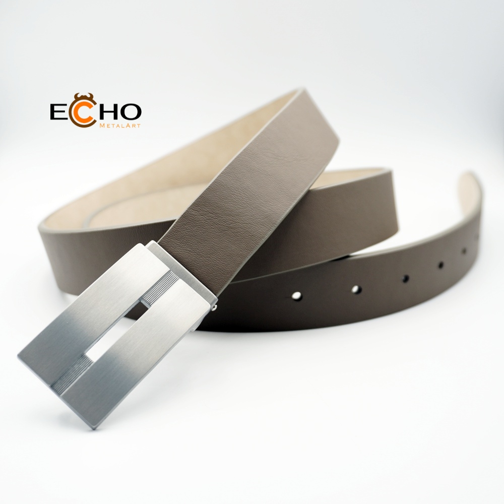 30mm Pineapple Leather Sustainable Belt | Recyclable Buckle for Eco & ESG Fashion