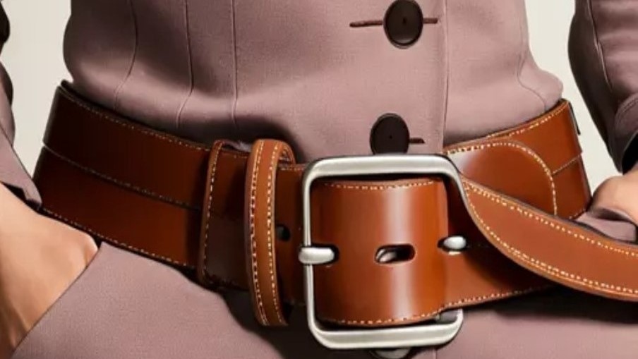 Defining Casual and Fashion Styles: 40 Years of Belt Buckle Mastery